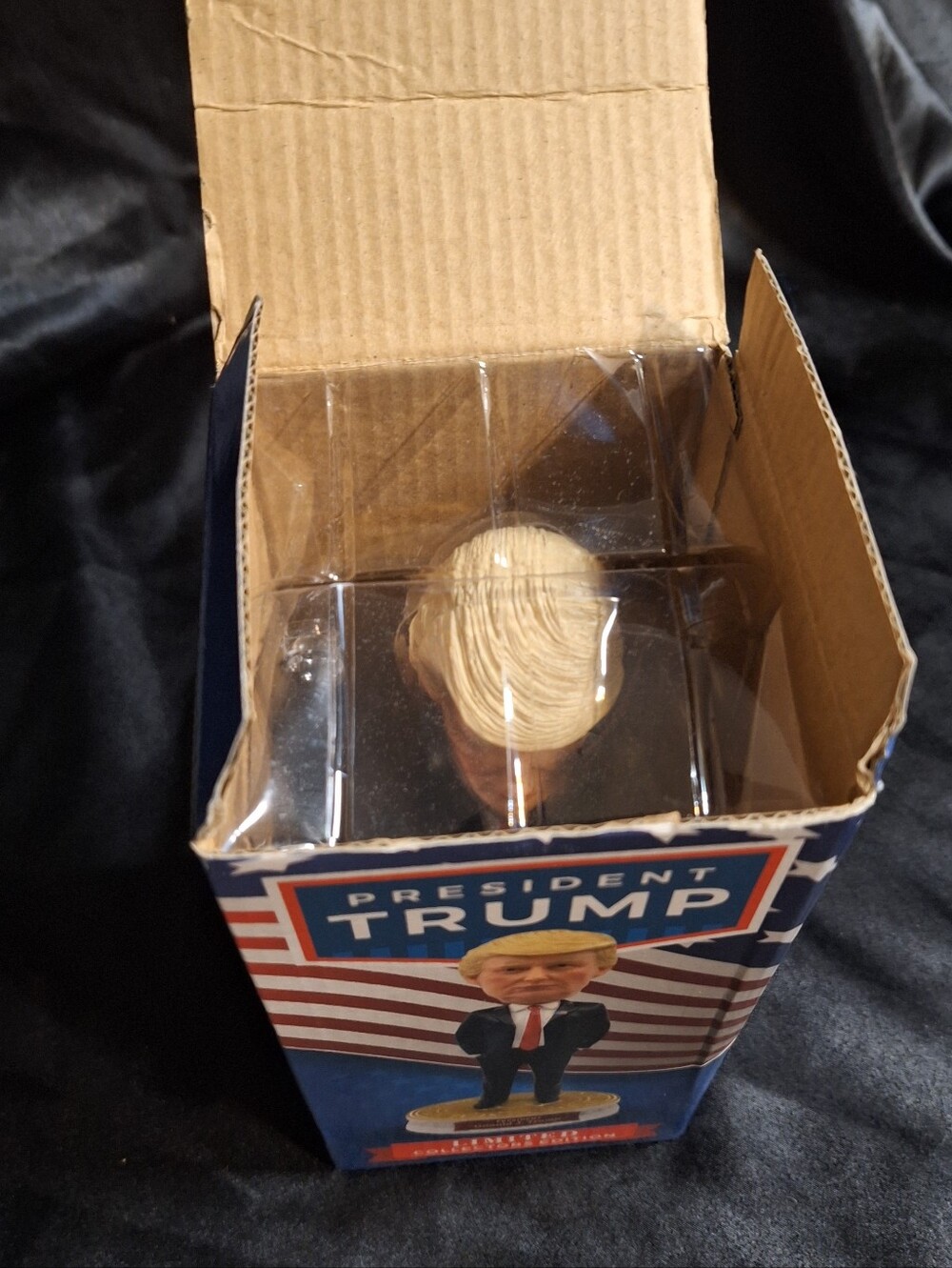 New Collectible Presidential Bobblehead~Donald J. Trump~Hand Painted - Picture 8 of 13